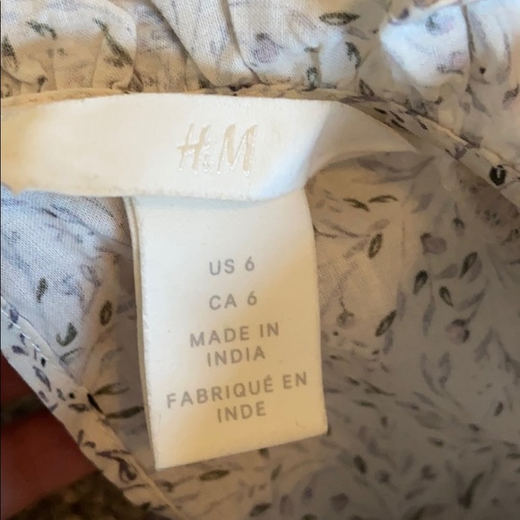H&M blouse - Picture 3 of 3